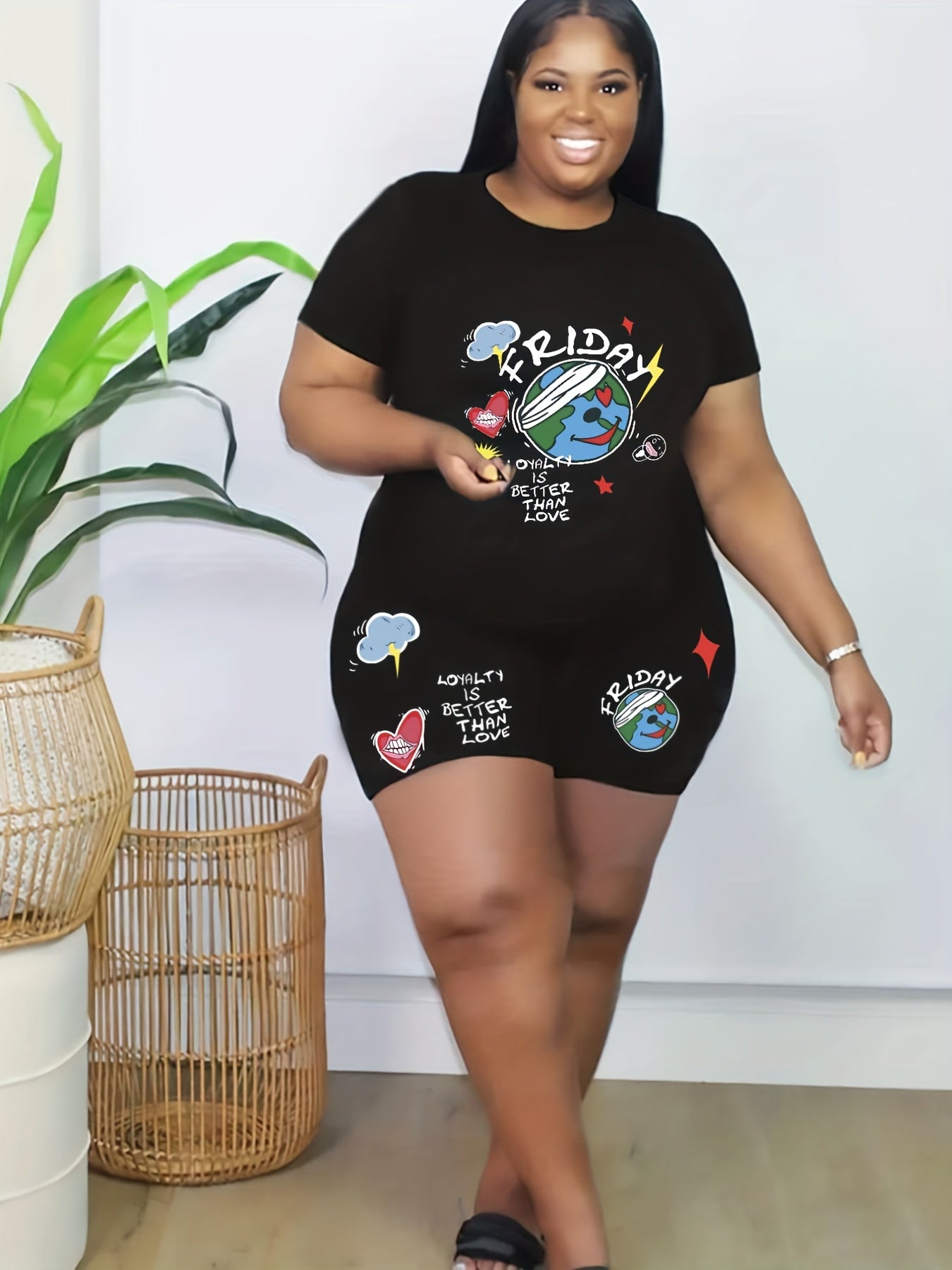 Women's Plus Letter & Graphic Print V Neck Top & Shorts Outfits 2 Piece Set