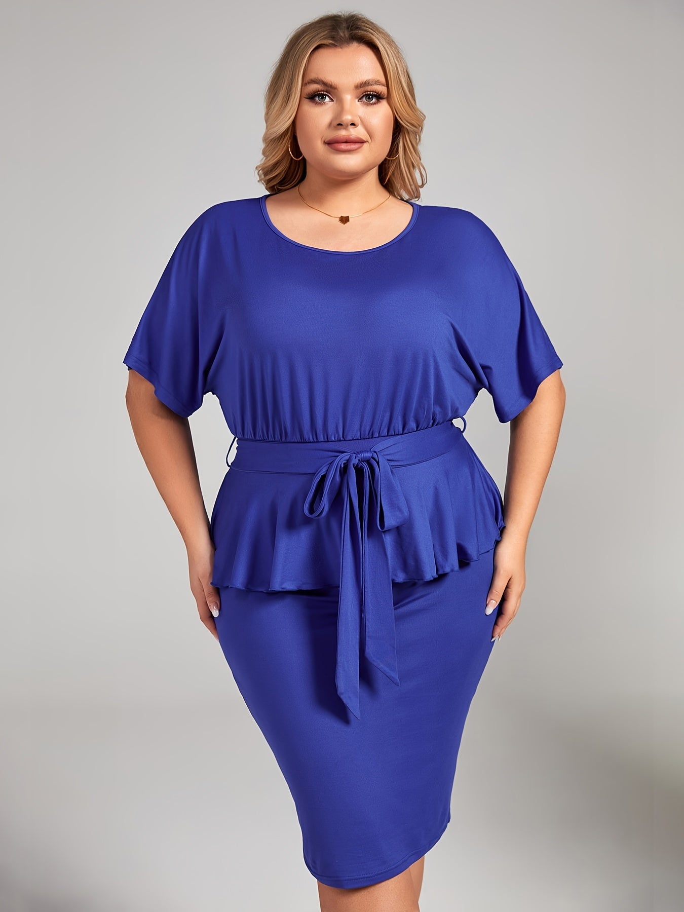 Women's Round Neck Slim Fit Dress