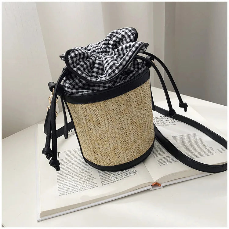 Retro Weave Lattice Leather Bucket Bag for Women