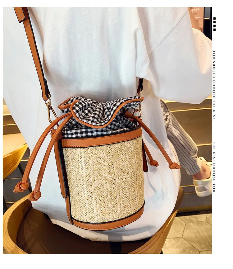 Retro Weave Lattice Leather Bucket Bag for Women