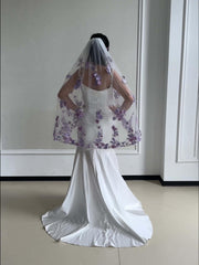 Graceful Finger Length Bridal Veil with Comb Soft Tulle Wedding Lace Veil