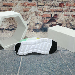 Breathable Flying Woven Running Shoes Lightweight Non Slip Sneakers
