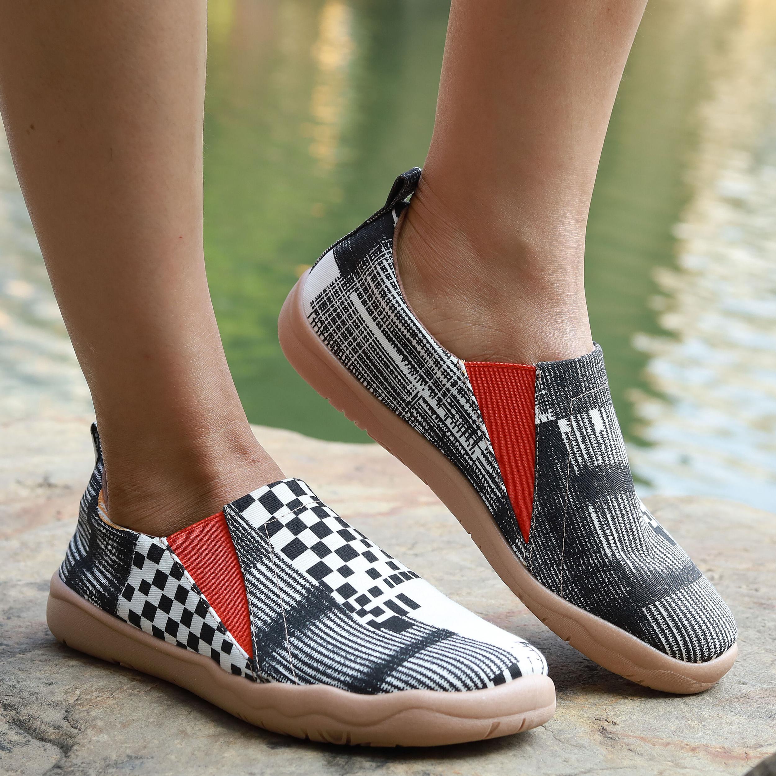 Women's Print Canvas Shoes Casual Slip On Low Top Shoes