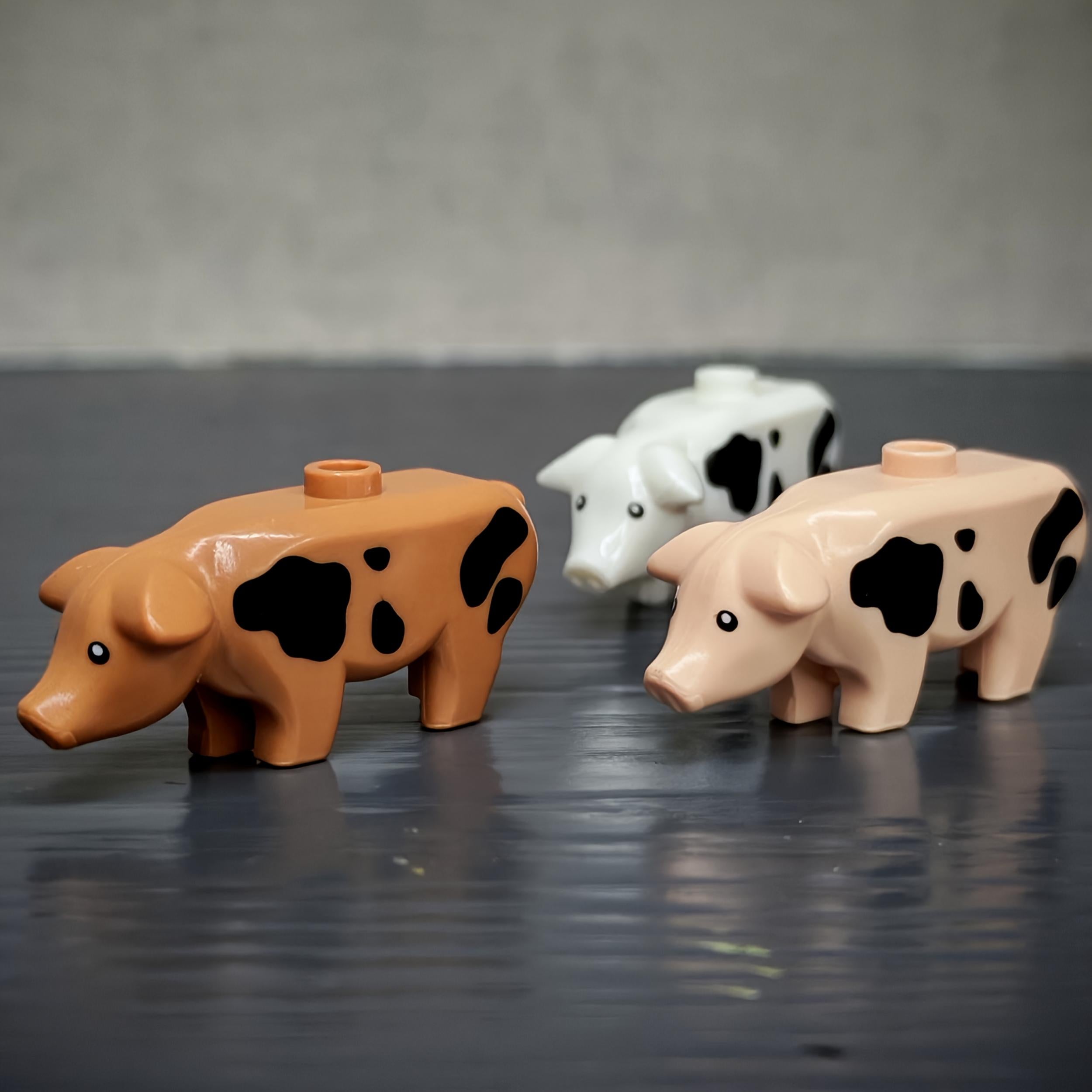 Pig Building Blocks Set Animal Farm Theme Kids Interlocking Bricks