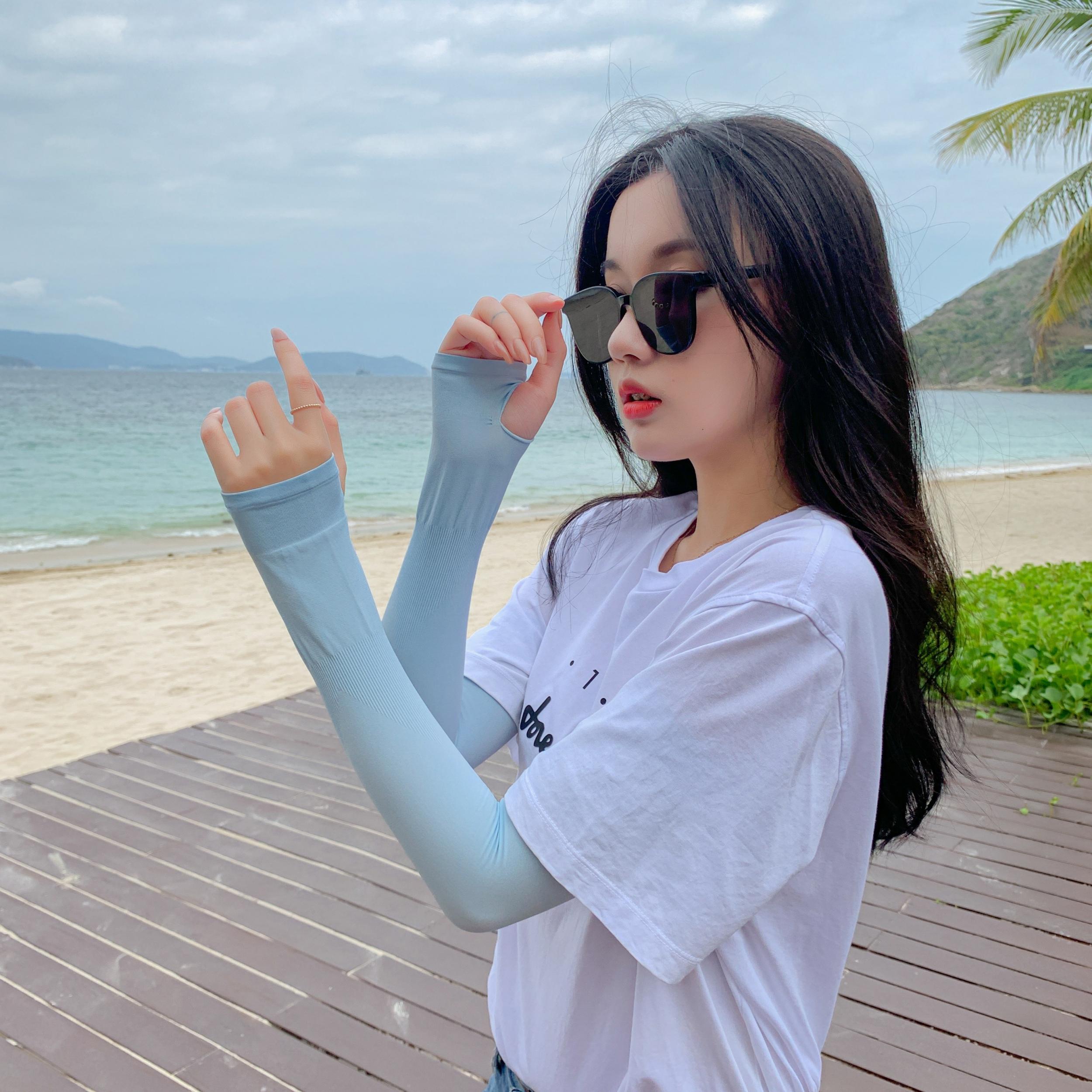 Women's Ice Viscose Sunscreen Arm Protection Sleeve with Thumb Hole