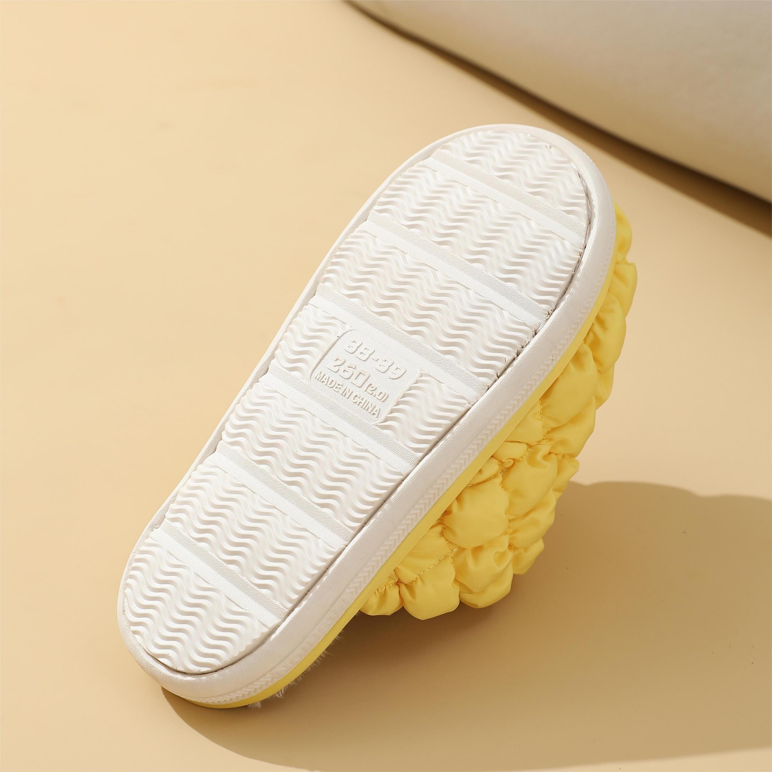 Men's Winter Indoor Cozy Slippers with Fuzzy Lining
