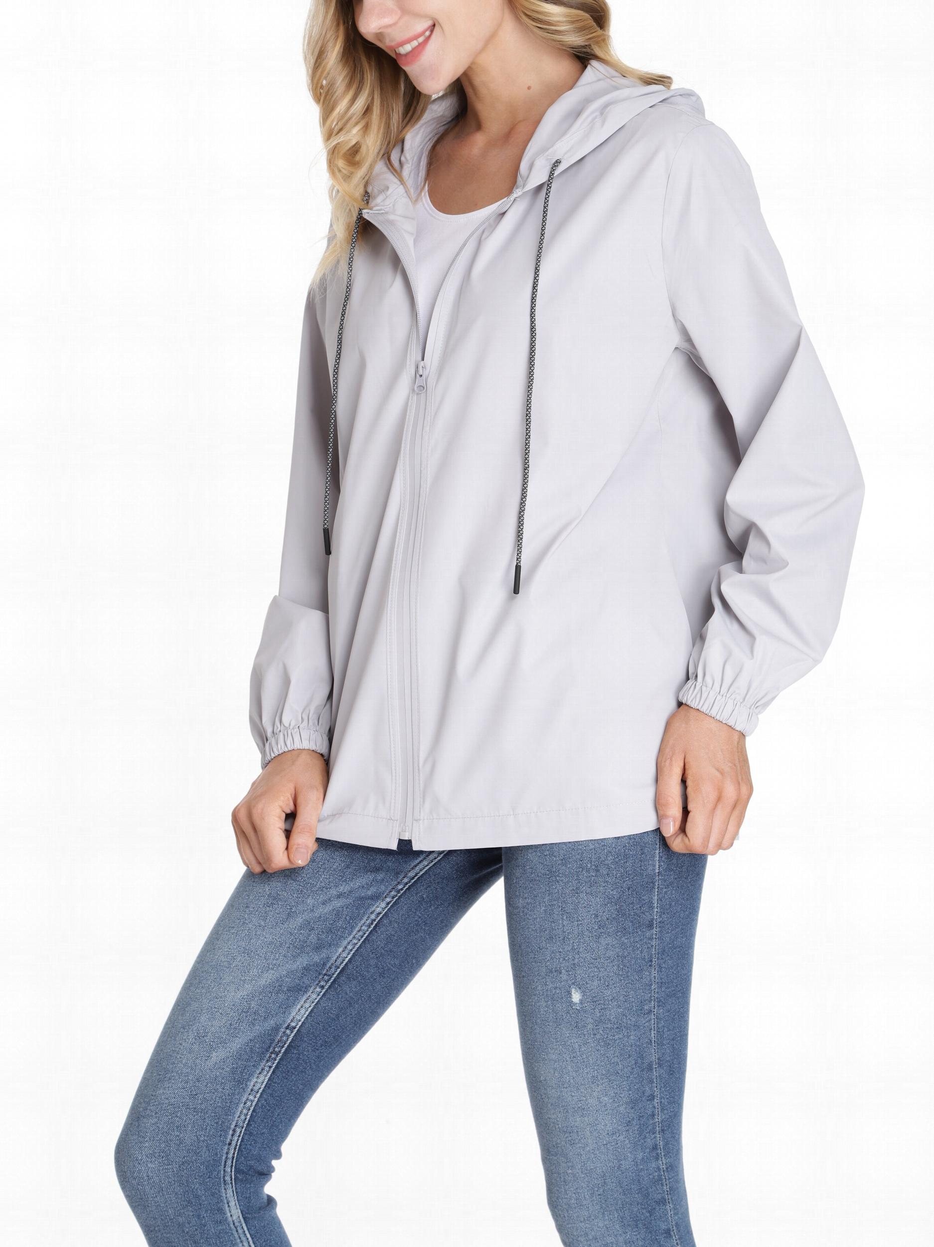 Women's Waterproof Hooded Raincoat Lightweight Packable Rain Jacket