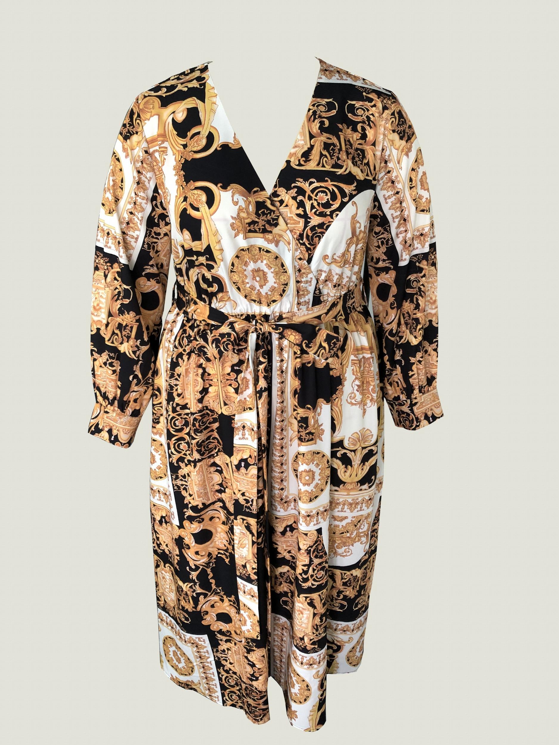 Women's Plus Baroque Print Long Sleeve Maxi Dress
