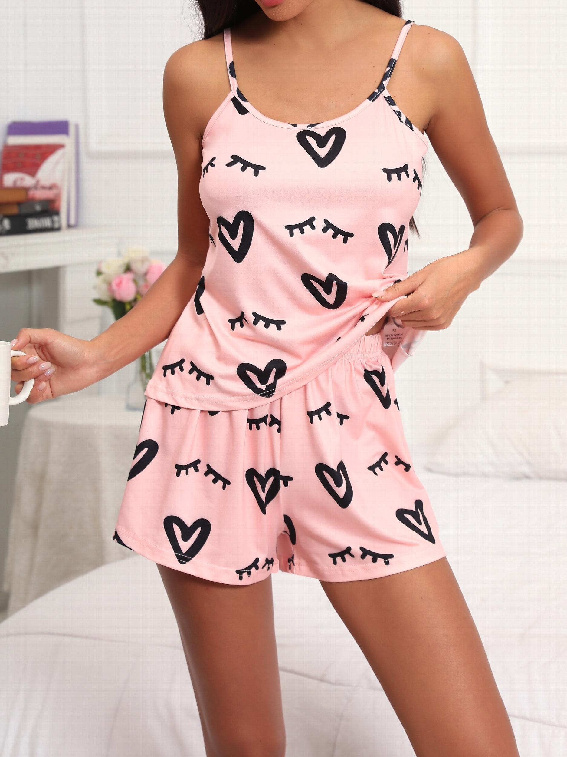 Heart Print Pajama Set Cami Top & Shorts Women's Sleepwear