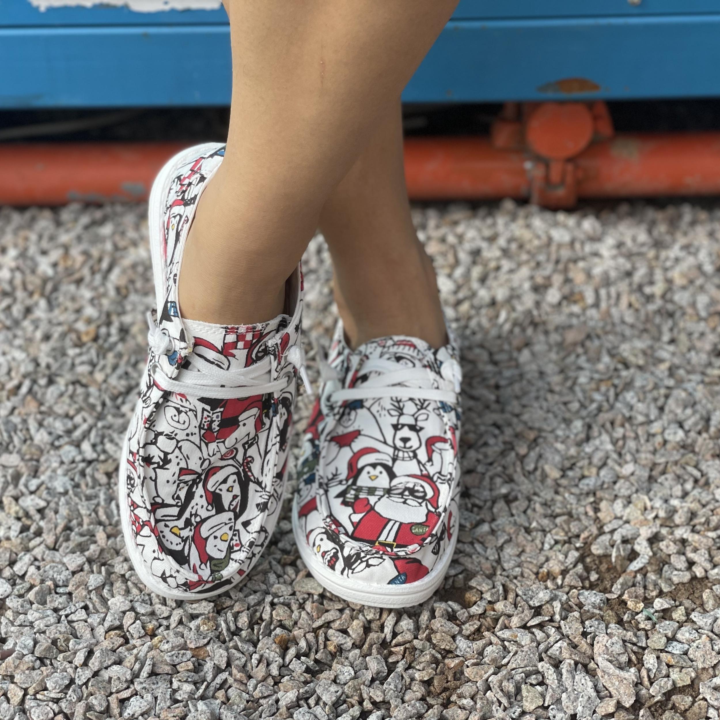Women's Christmas Pattern Canvas Shoes Casual Slip On Lightweight Shoes