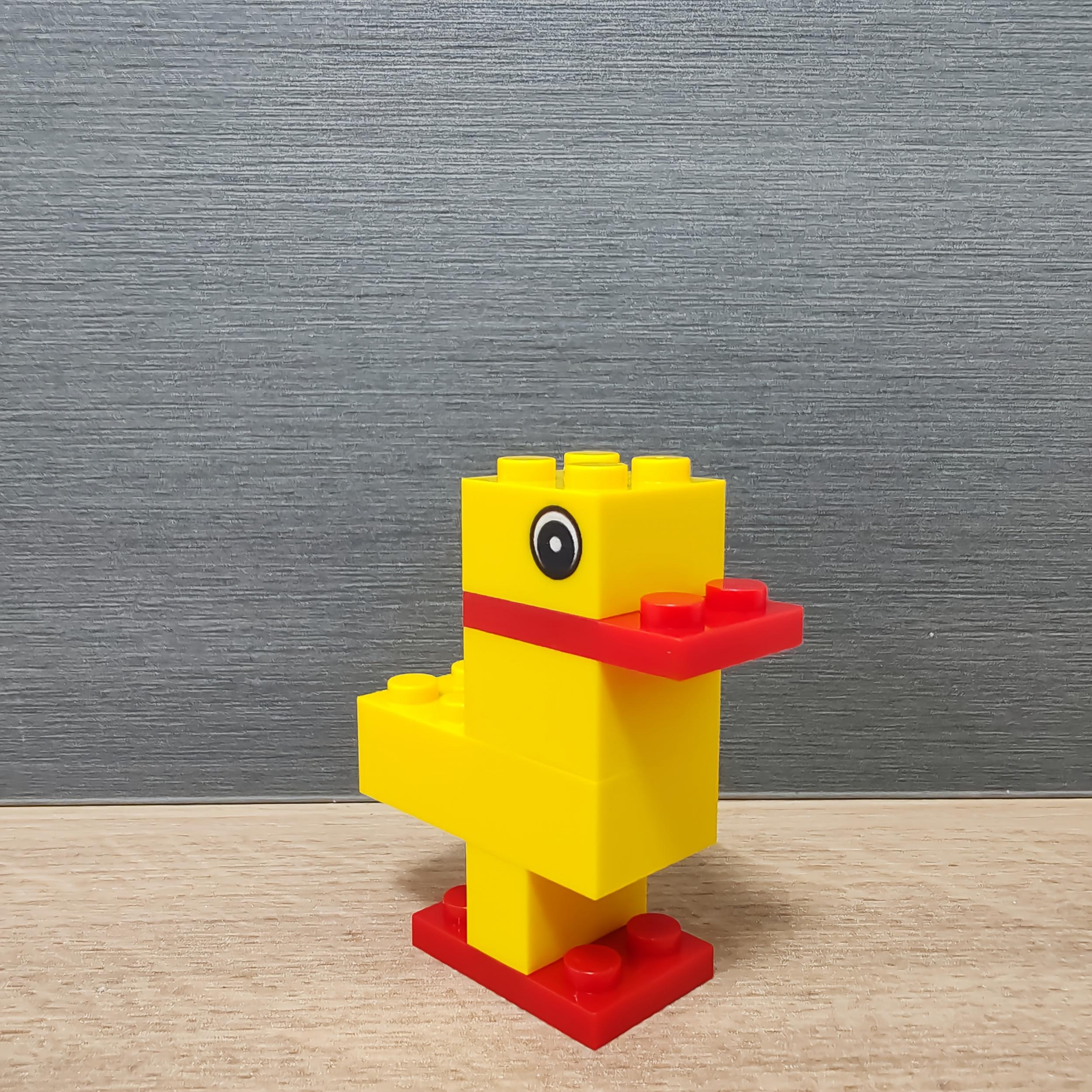 MOC Yellow Duck DIY Assembly Shapes Develops Intelligence Toy