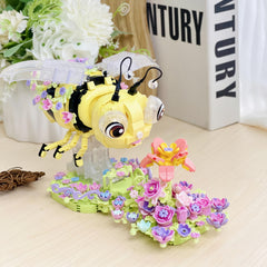 1000 Pcs Floral Swarm of Bees Building Blocks Set