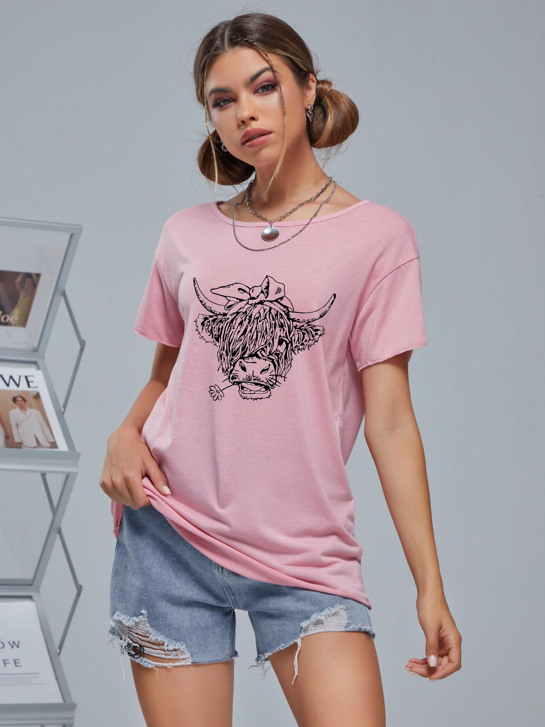Women's Cattle Graphic Short Sleeved Sports T-shirt