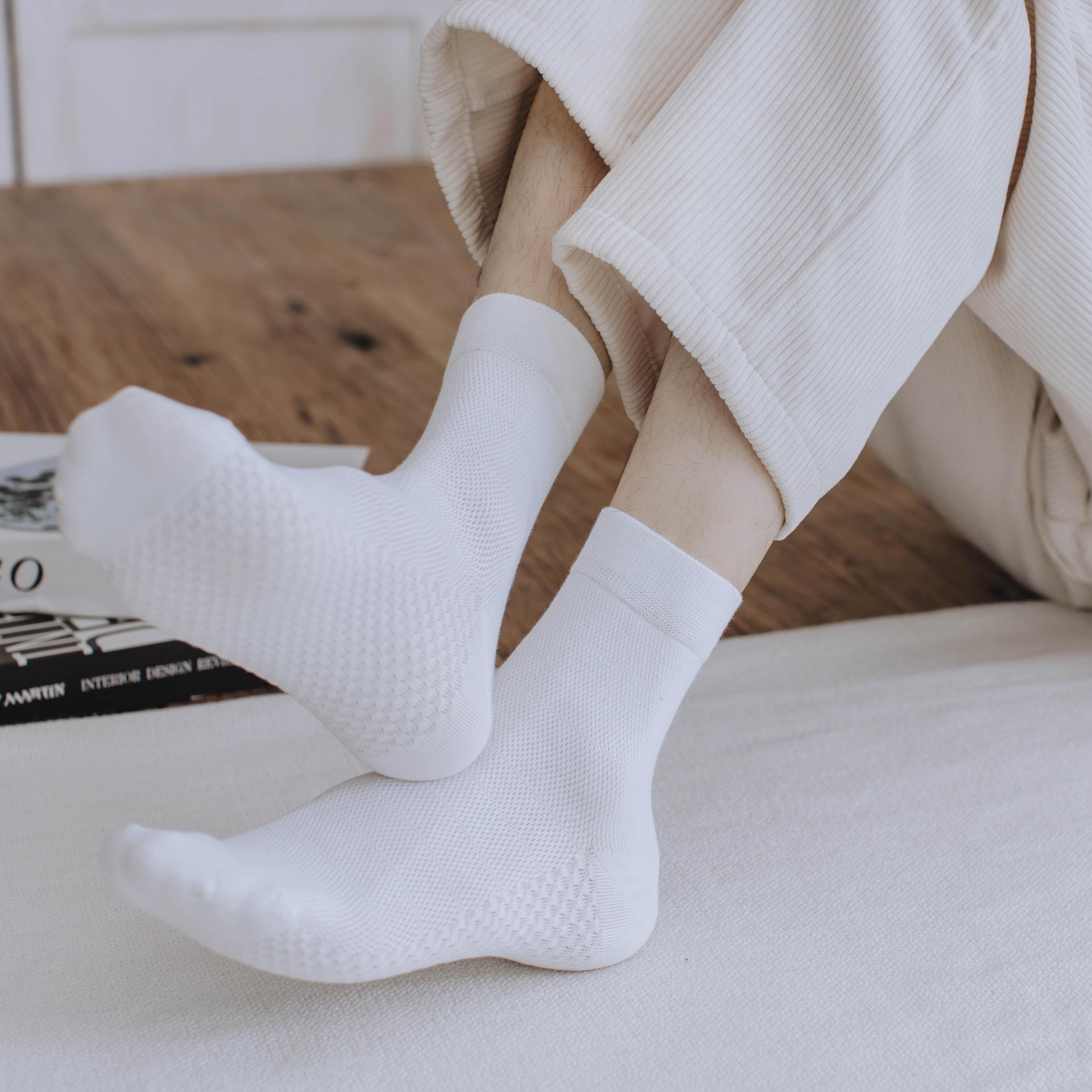 Men's Cotton Crew Sports Socks Breathable Comfortable 1 Pair or 10 Pairs