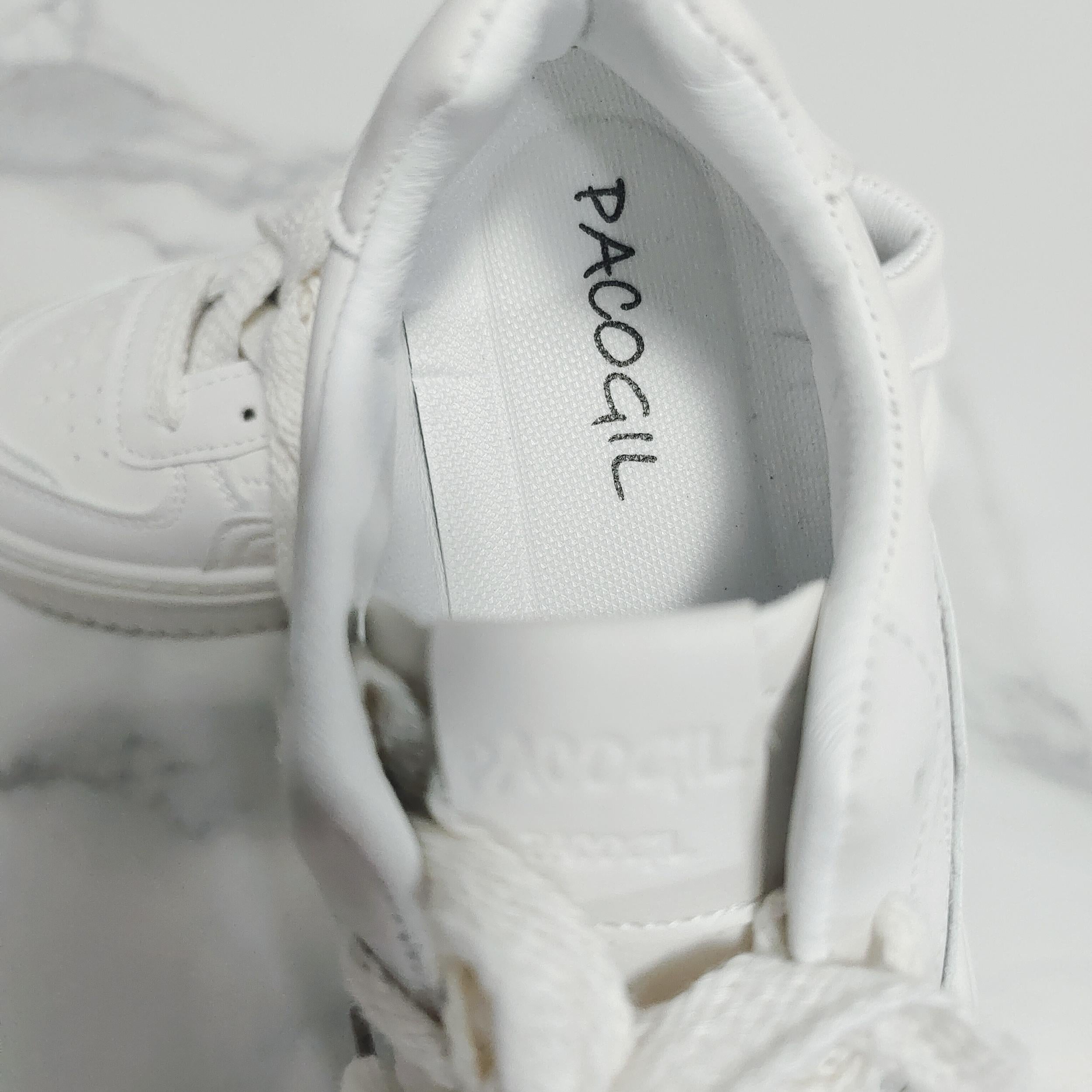 Women's Soft Bottom Board Shoes Non slip Sports Shoes