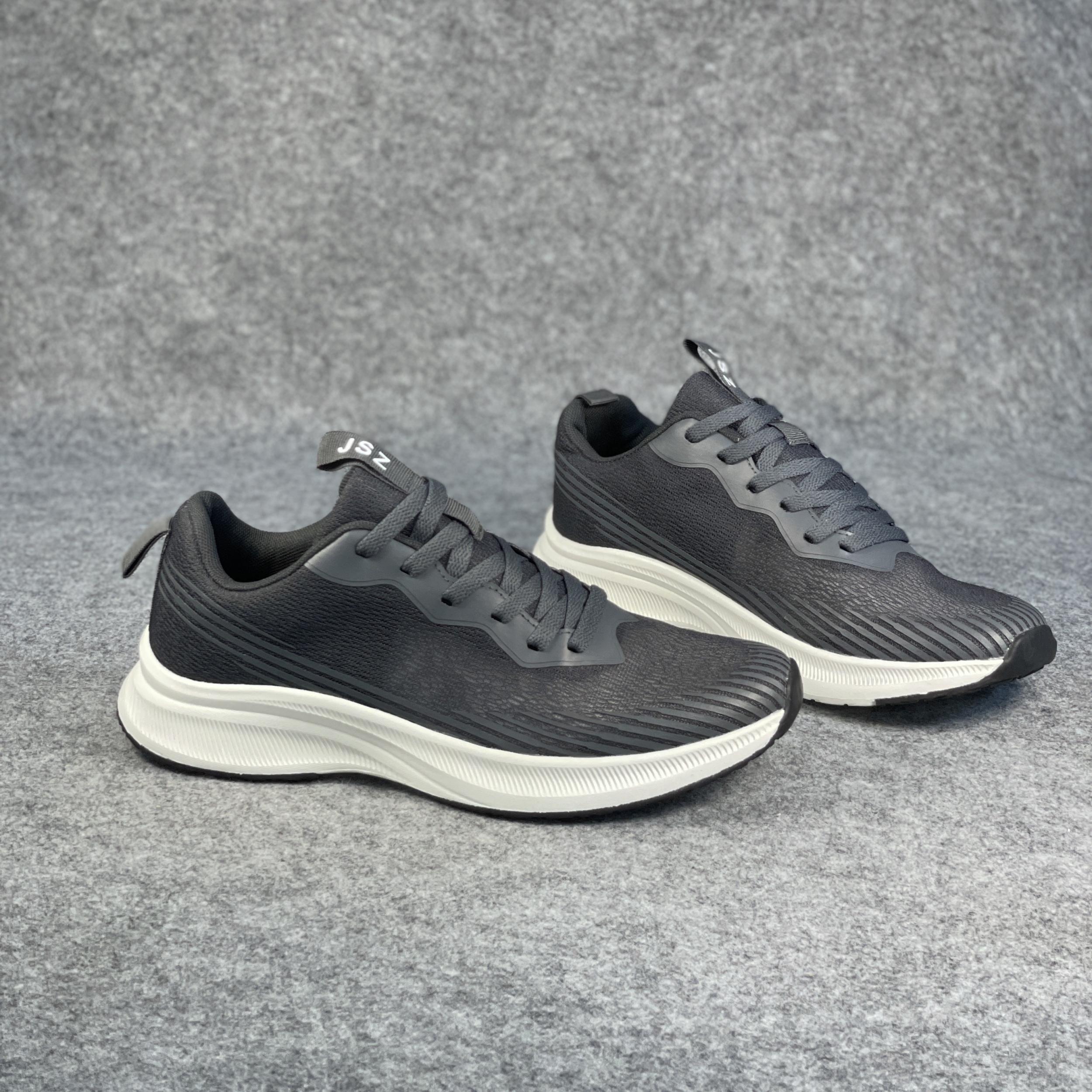 Men's Breathable Non Slip Running Shoes - Soft Sole Sneakers