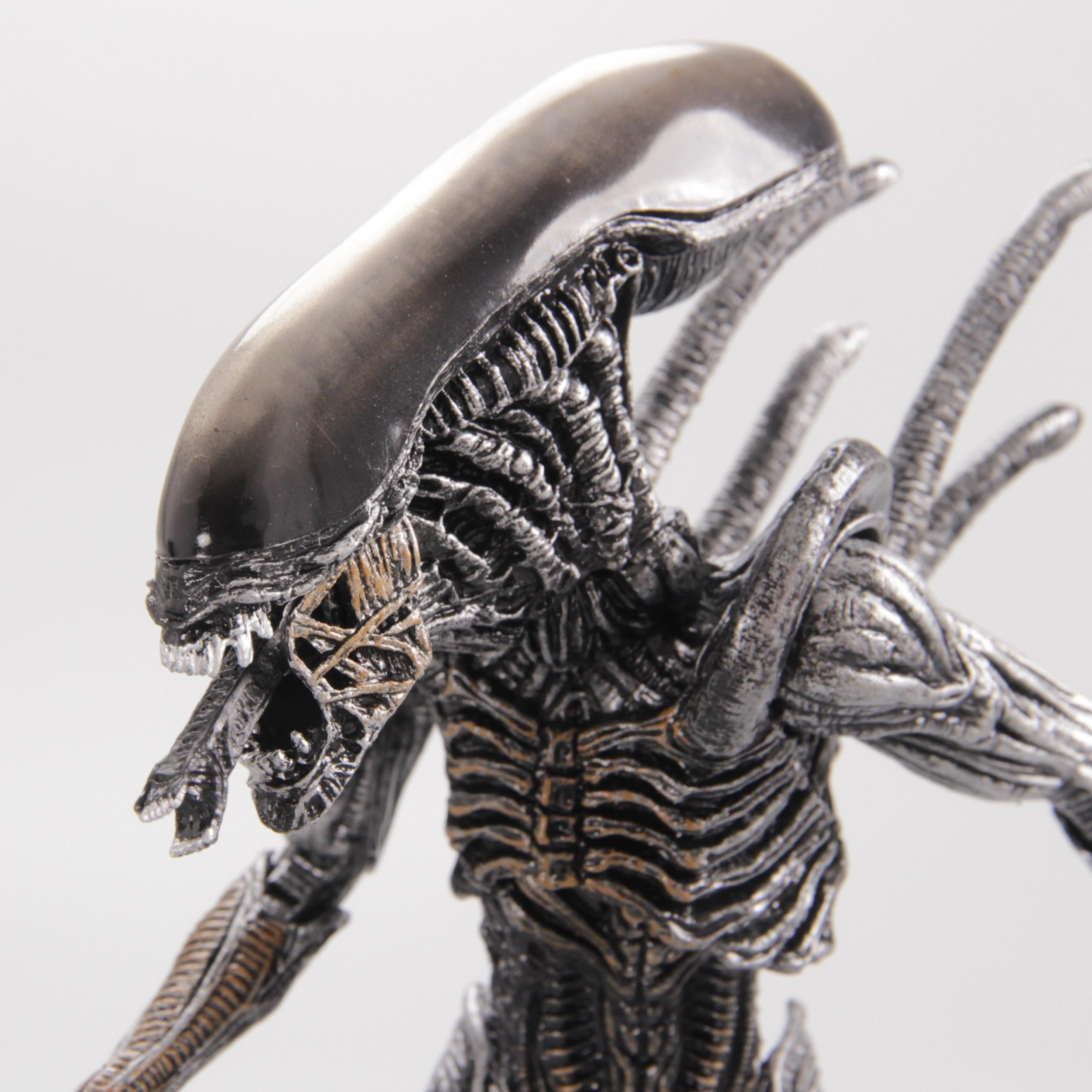 Alien Warrior Action Figure Toy Model Collection Gift Decor