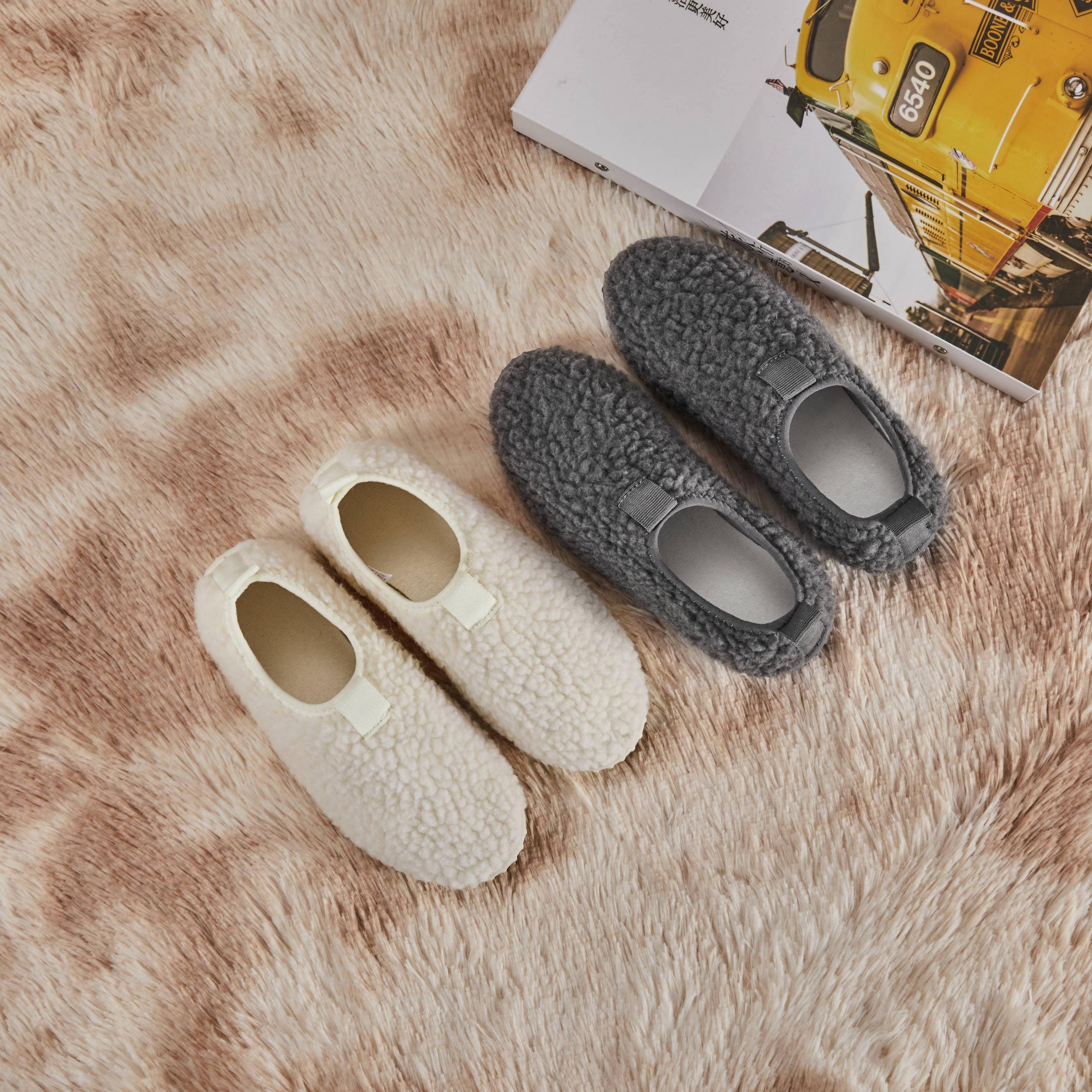 Furry House Shoes Girls Soft Non Slip Walking Shoes Indoor Autumn Winter
