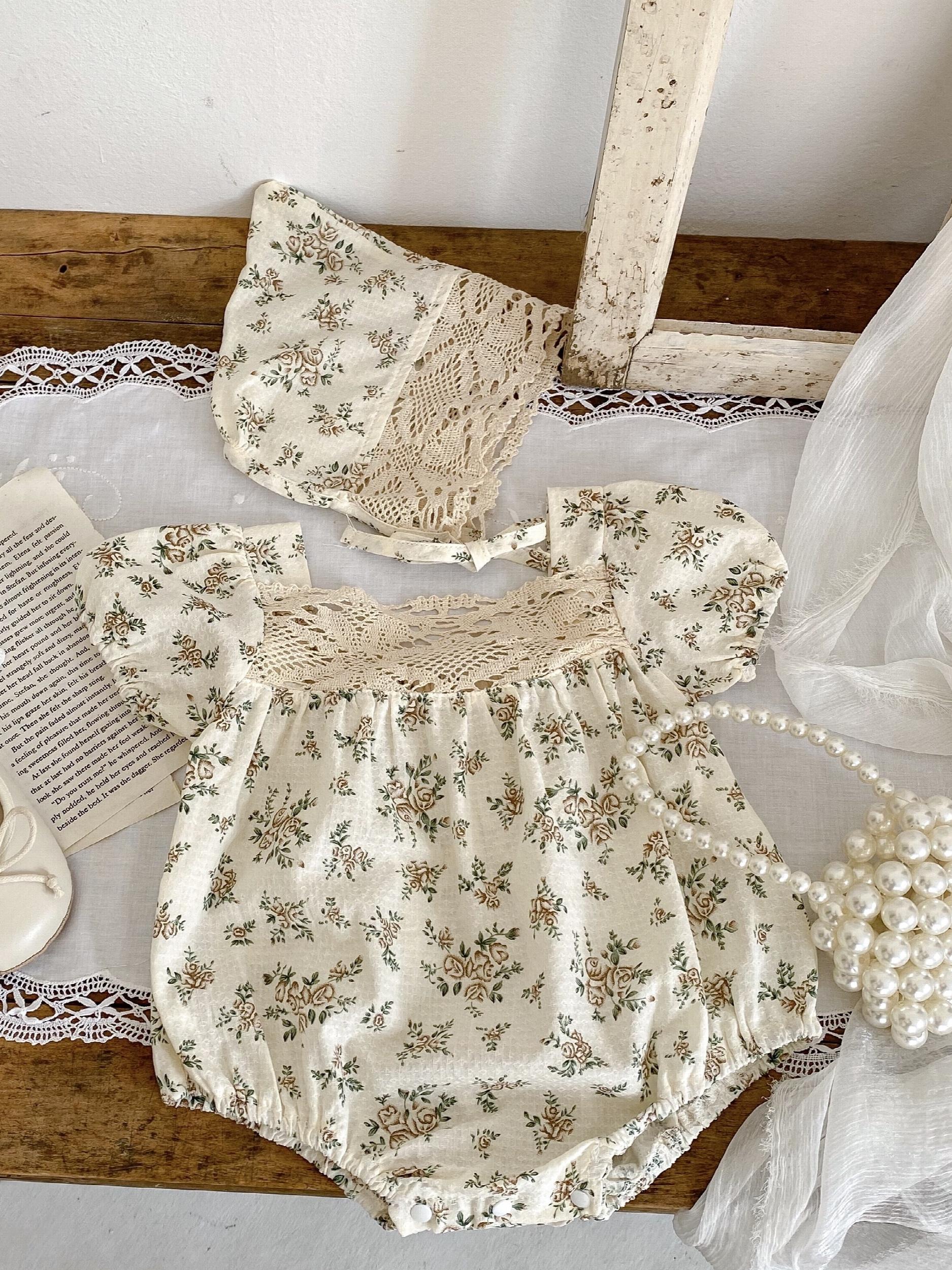 Baby Girls Floral Print Onesie & Hat Set