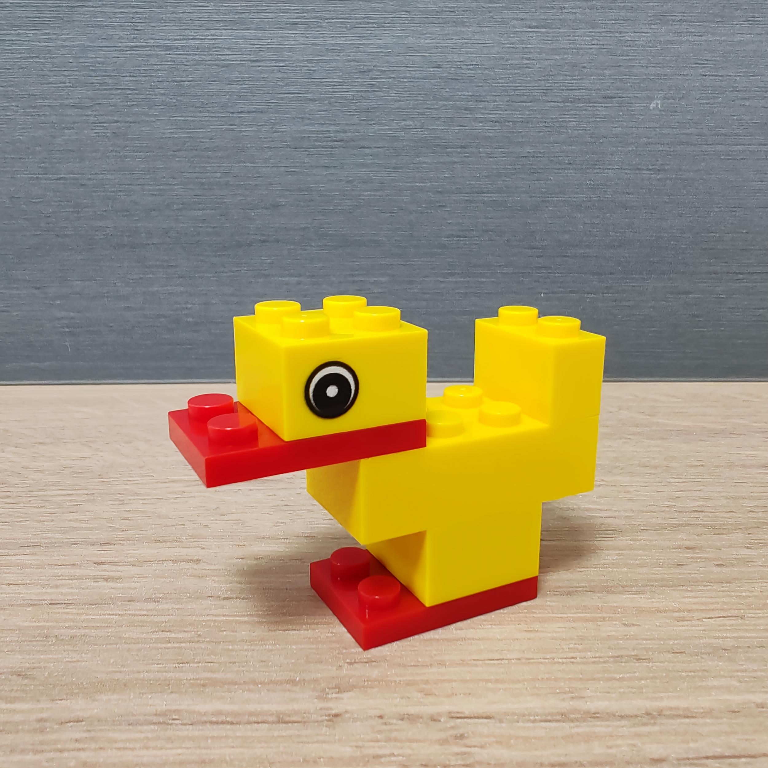 MOC Yellow Duck DIY Assembly Shapes Develops Intelligence Toy