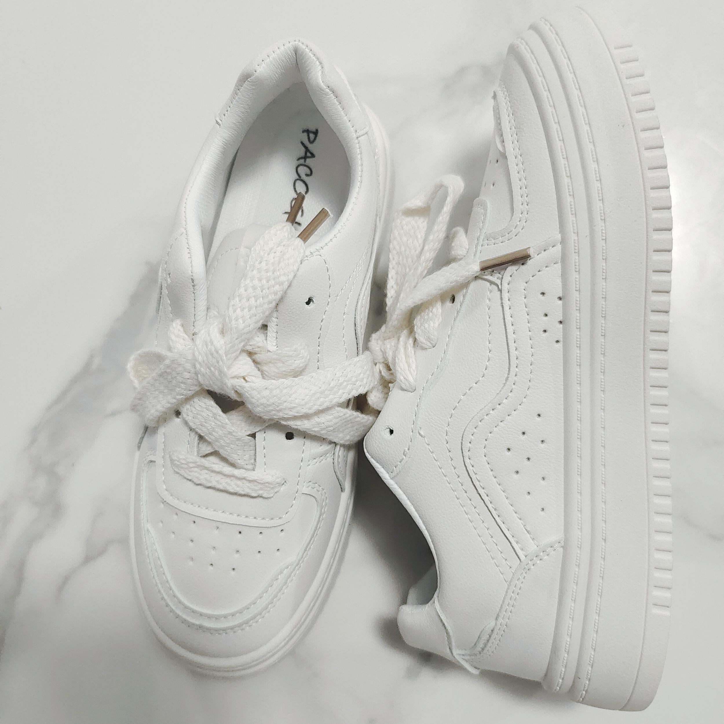 Women's Soft Bottom Board Shoes Non slip Sports Shoes