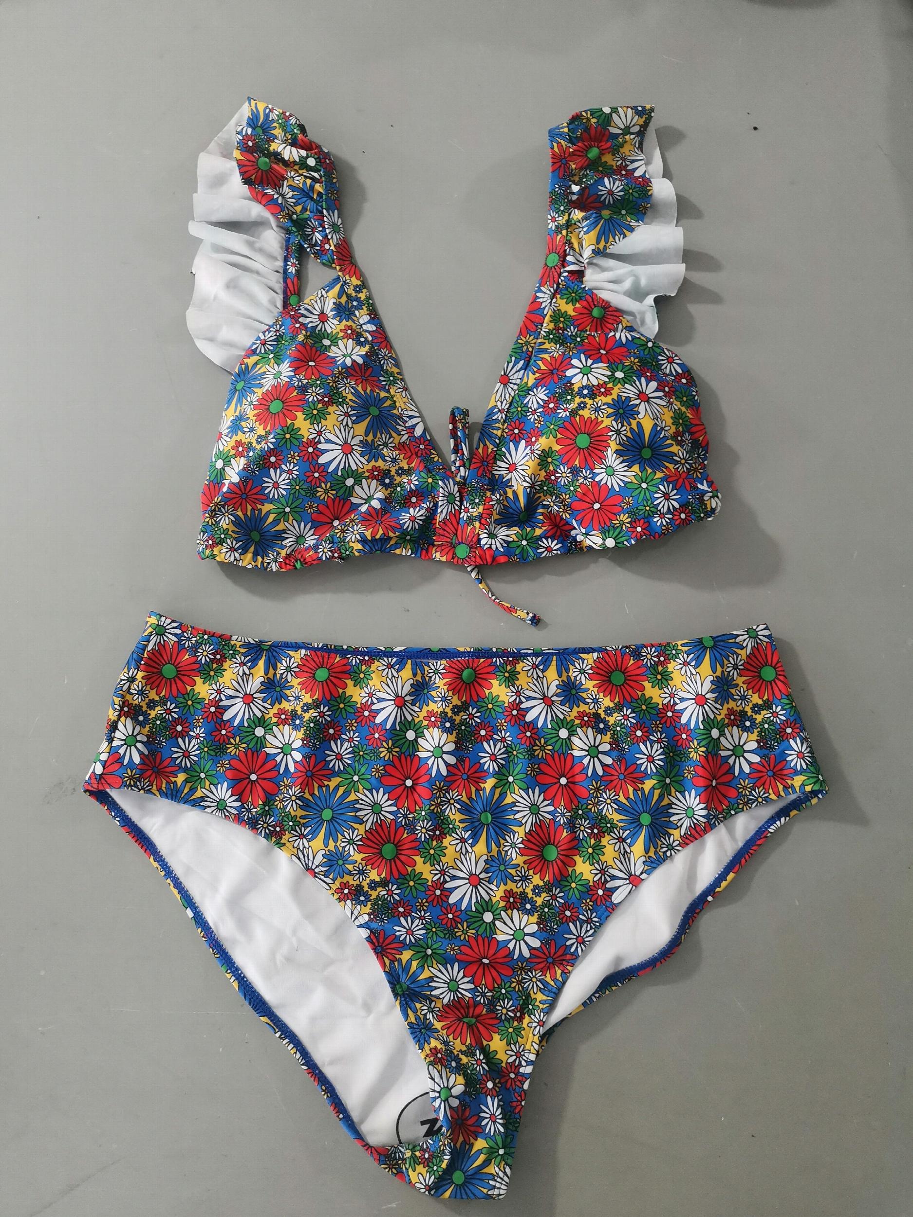 Floral Print Ruffle Trim Backless Plus Size Retro Bikini Set