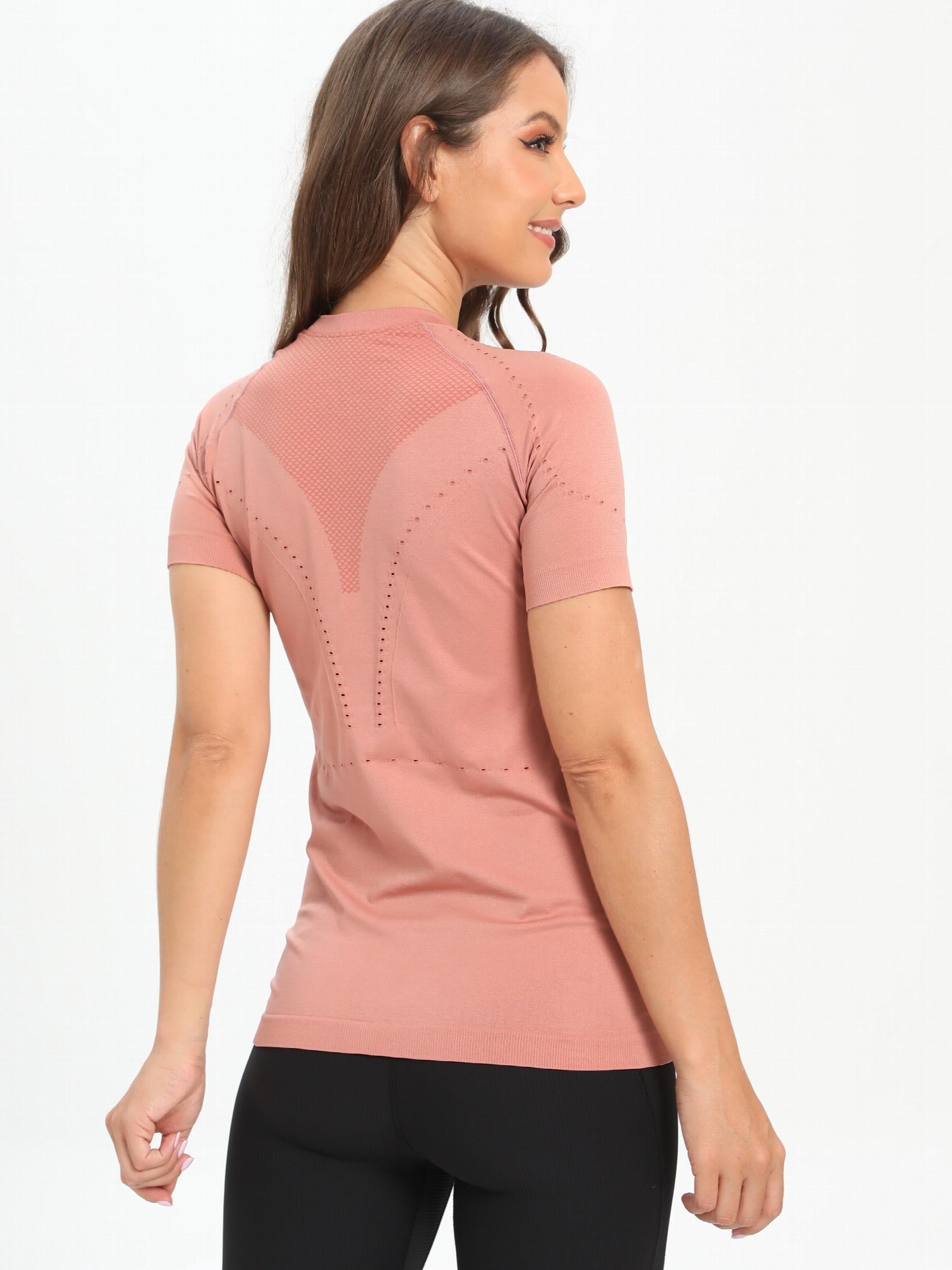 Seamless Yoga Top for Women Moisture Wicking Athletic Shirt