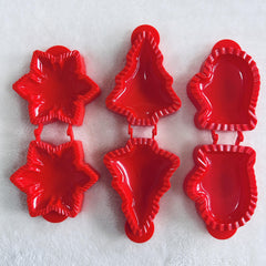 3PCS Hand Pie Molds Snowflake Mitt & Christmas Tree Shapes Baking Kit