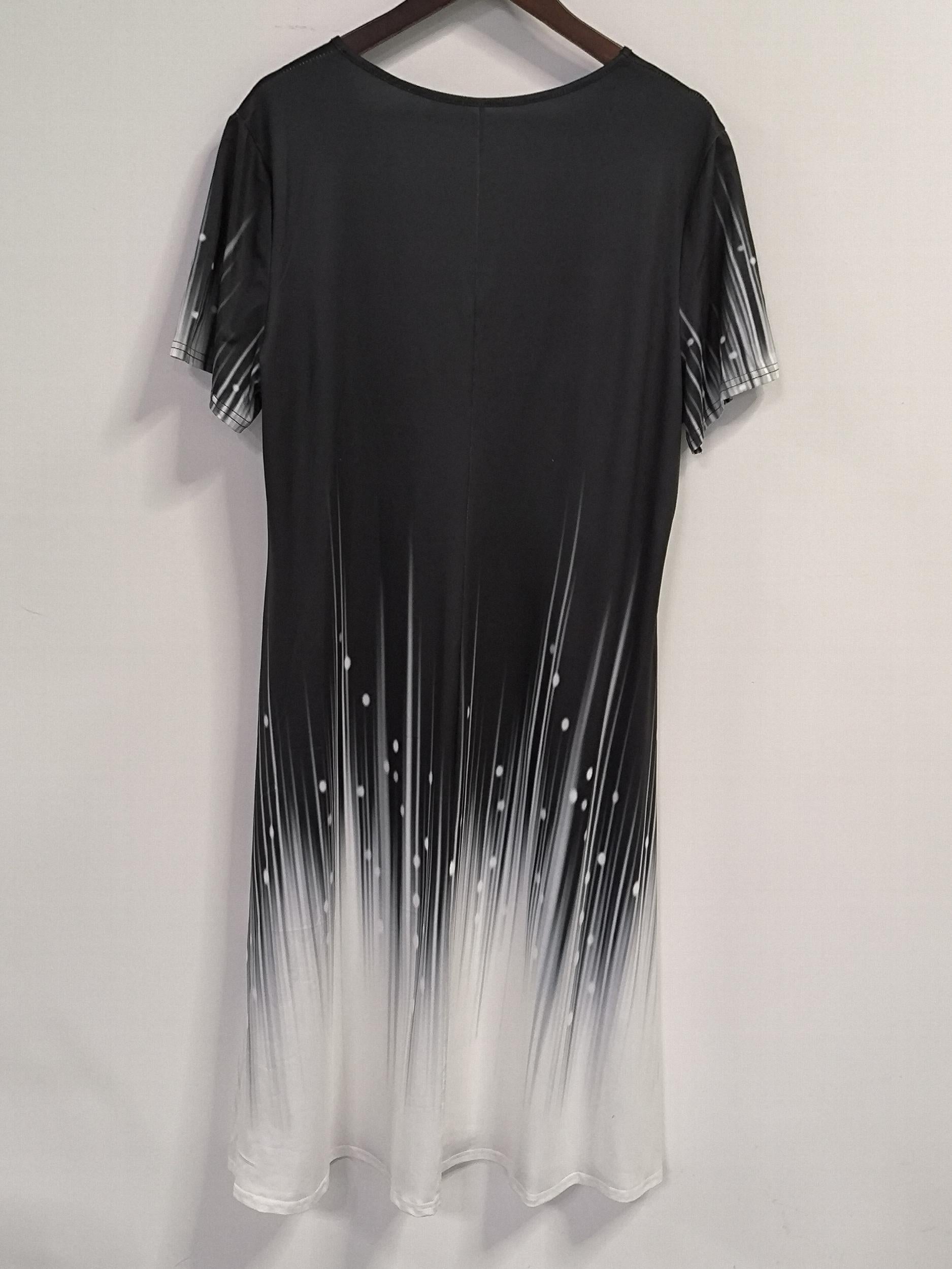 Women's Plus Ombre Striped Short Sleeve V Neck Slight Stretch Dress