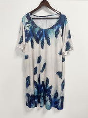 Feather Print Plus Size Dress with Pockets
