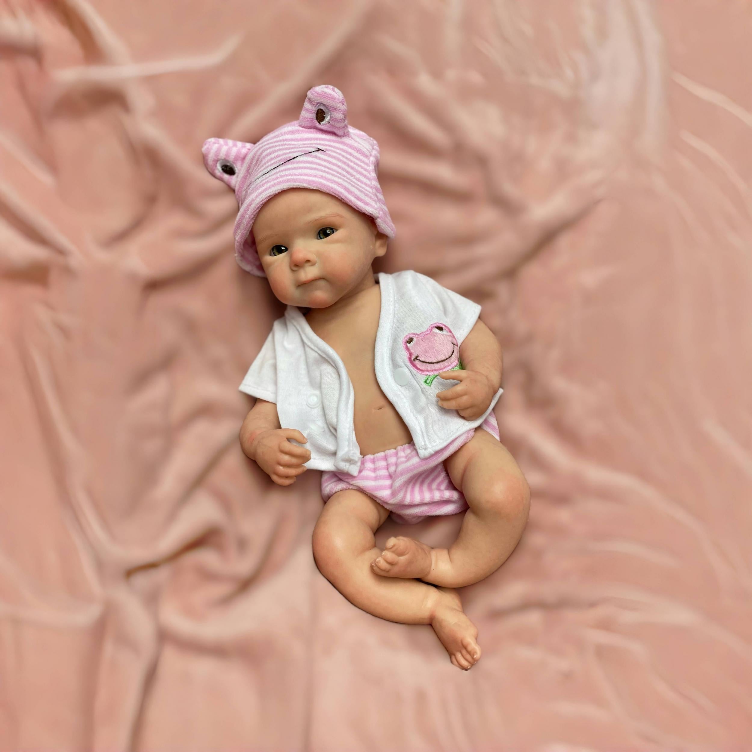 33cm Full Silicone Reborn Baby Doll Handcrafted Look Lifelike Soft Touch