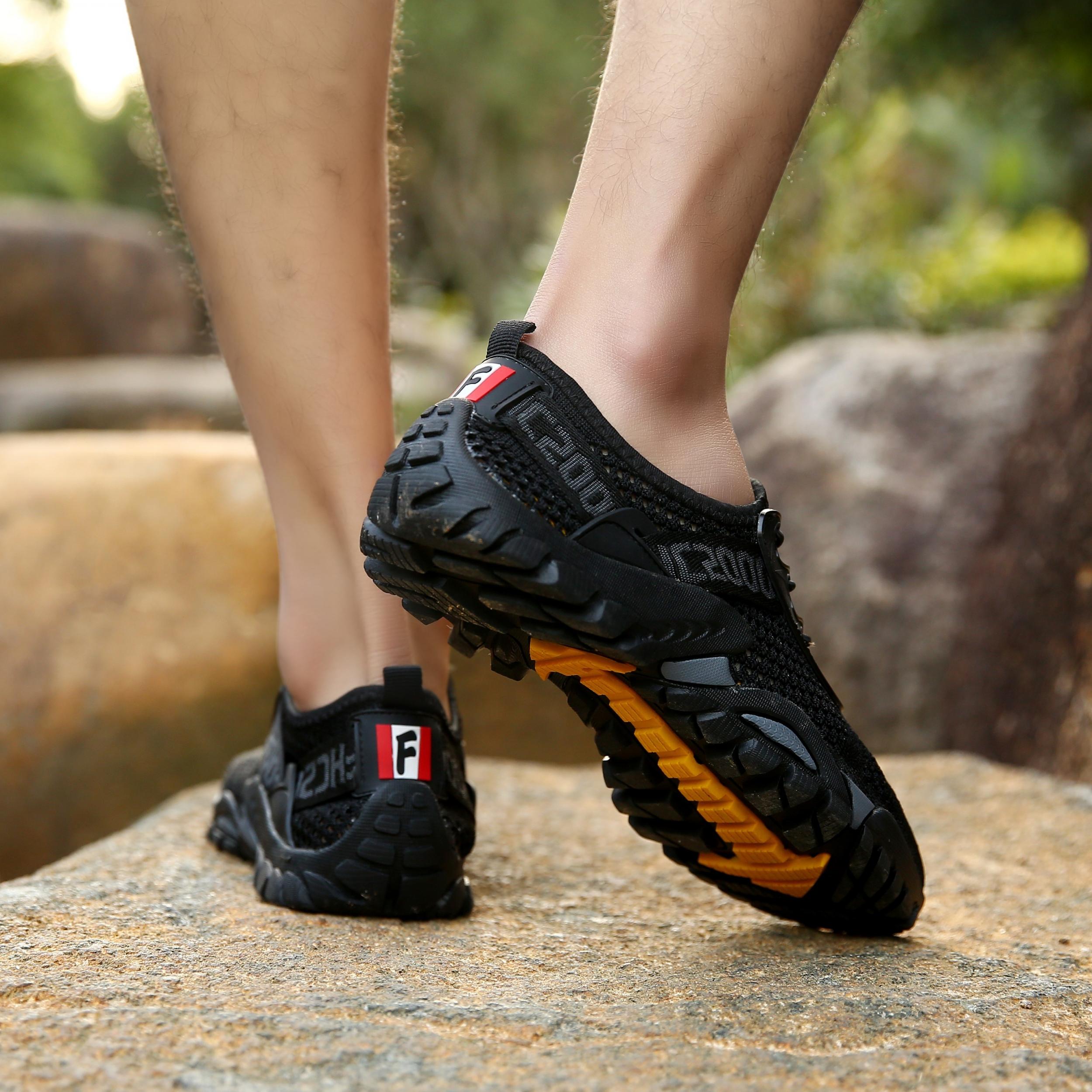 Men's Wading Shoes Wear resistant Non slip Quick drying Drainage Hiking Shoes
