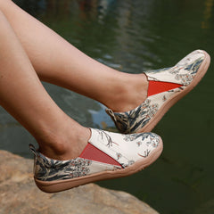 Women's Art Printed Canvas Shoes Low Top Slip On Comfort Flat Travel Shoes