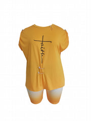 Women's Plus Cross Print Tee & Ombre Shorts Set