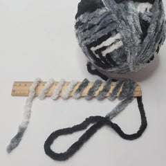 Soft Chenille Yarn Blanket Yarn Comfortable Velvet Yarn 150 Meters