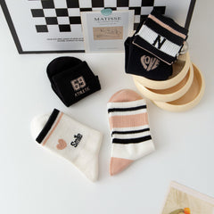 5 Pairs Striped & Heart Print Socks, Comfy Mid Tube Stockings