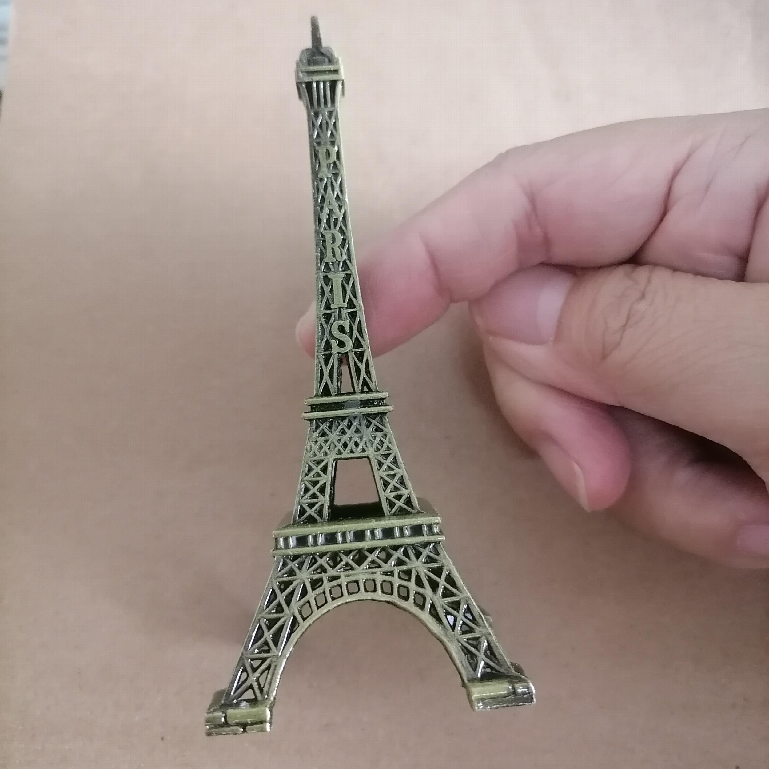 Paris Eiffel Tower Model Metal Crafts Home Decoration Ornament
