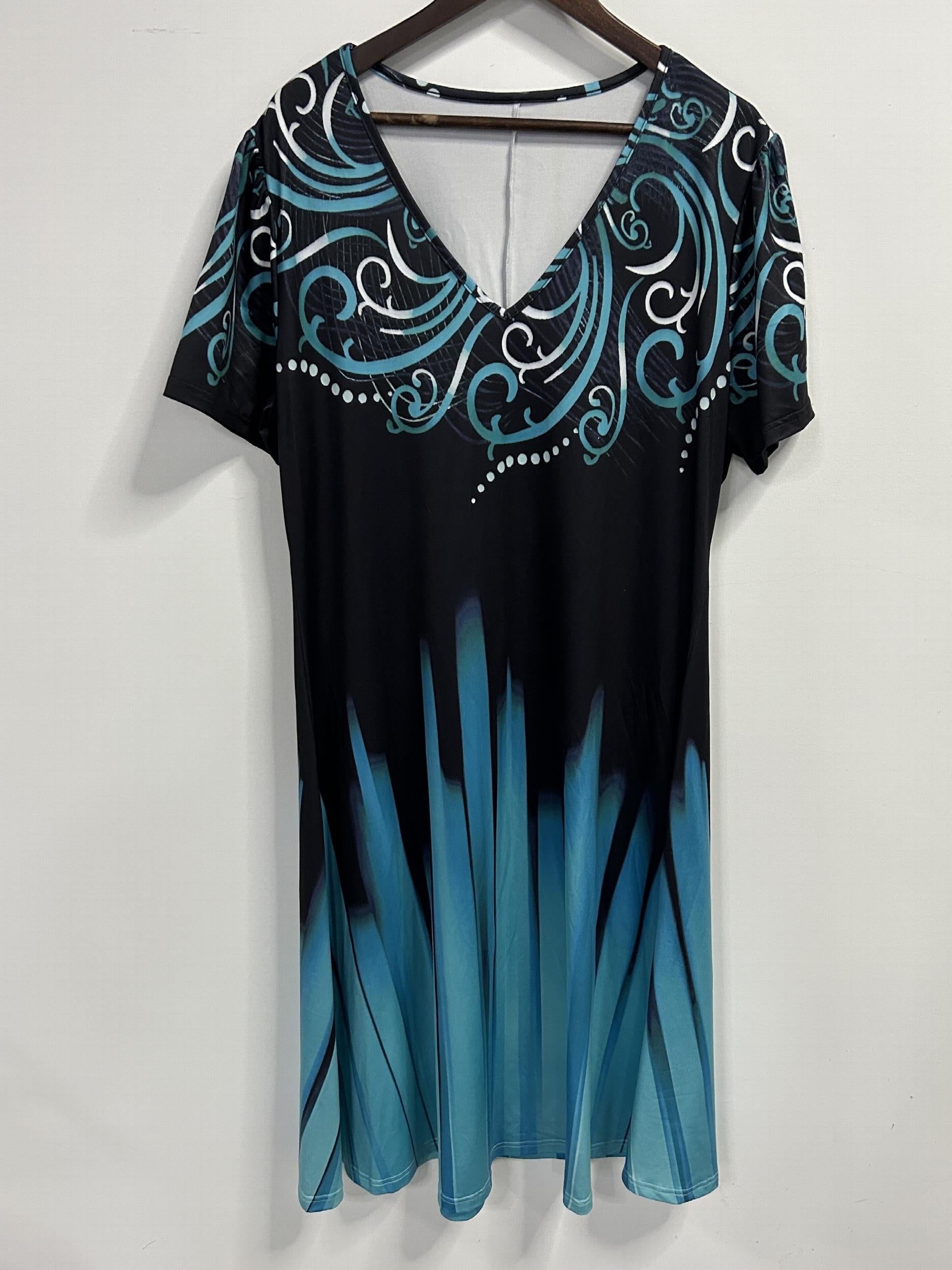 Women's Baroque Print V-Neck Short Sleeve Dress