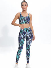 Skull Graphic Yoga Set Sports Crop Top & High Waist Leggings Outfit