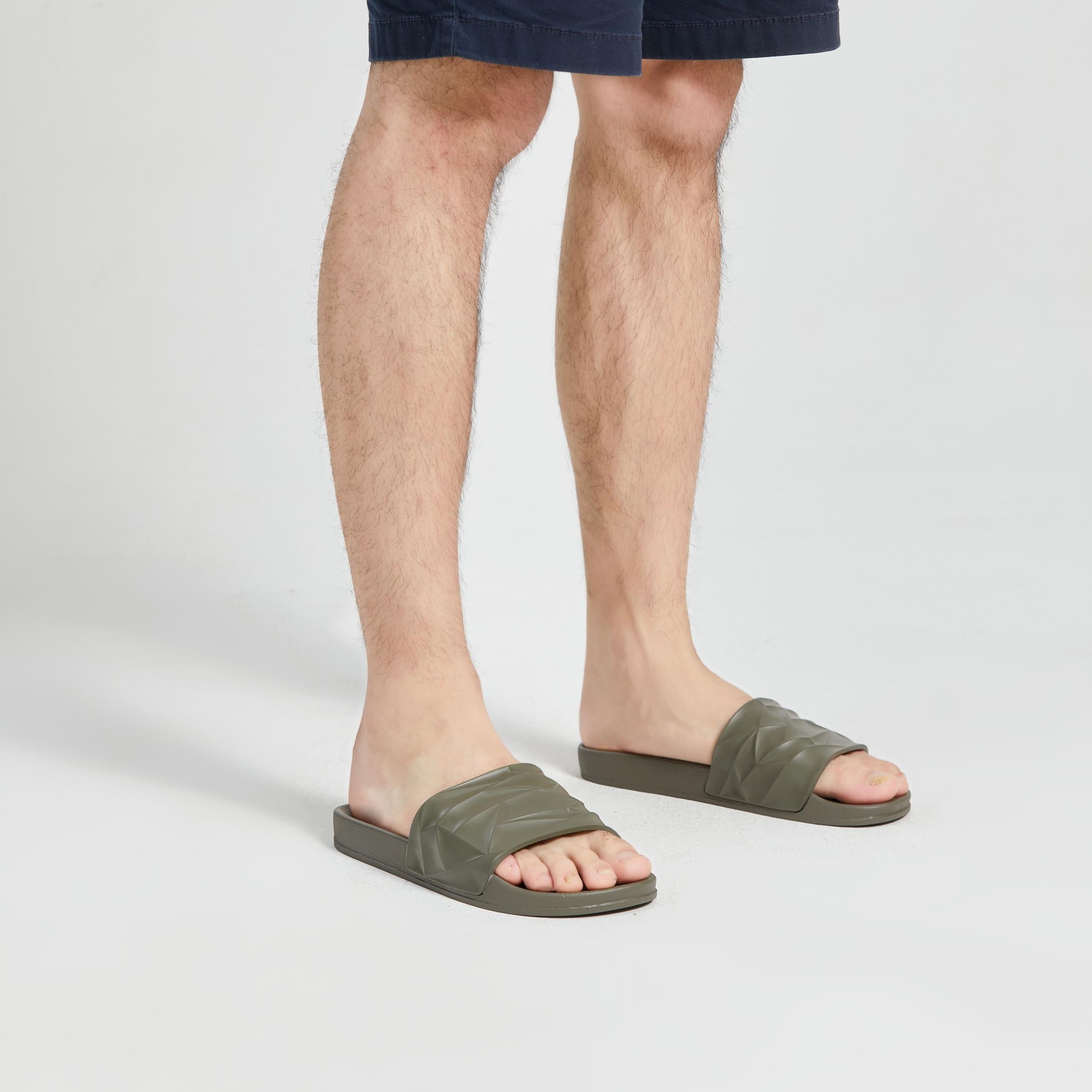 Men's Lightweight Slip On Slides Anti-Skid Slippers