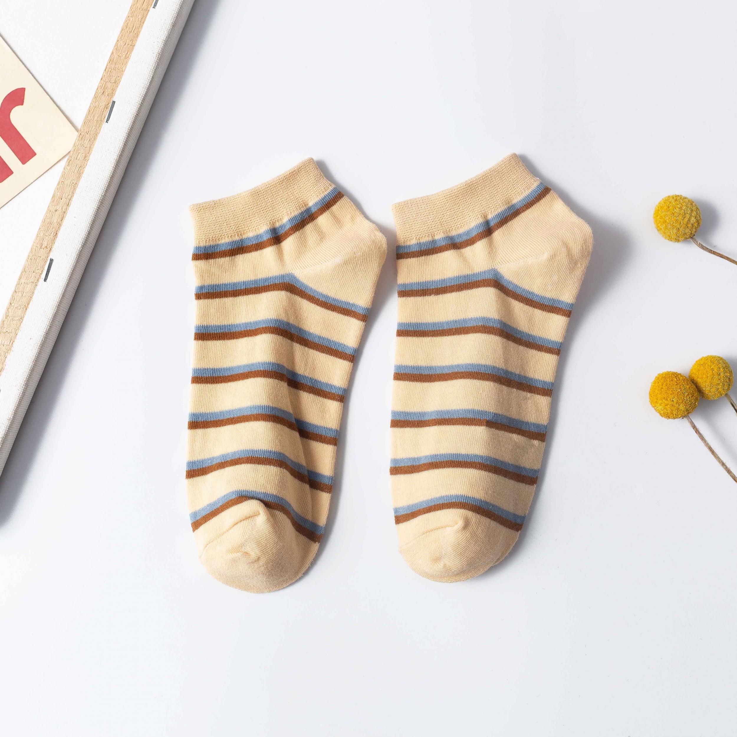 4 Pairs Printed Crew Short Socks Women's Stockings