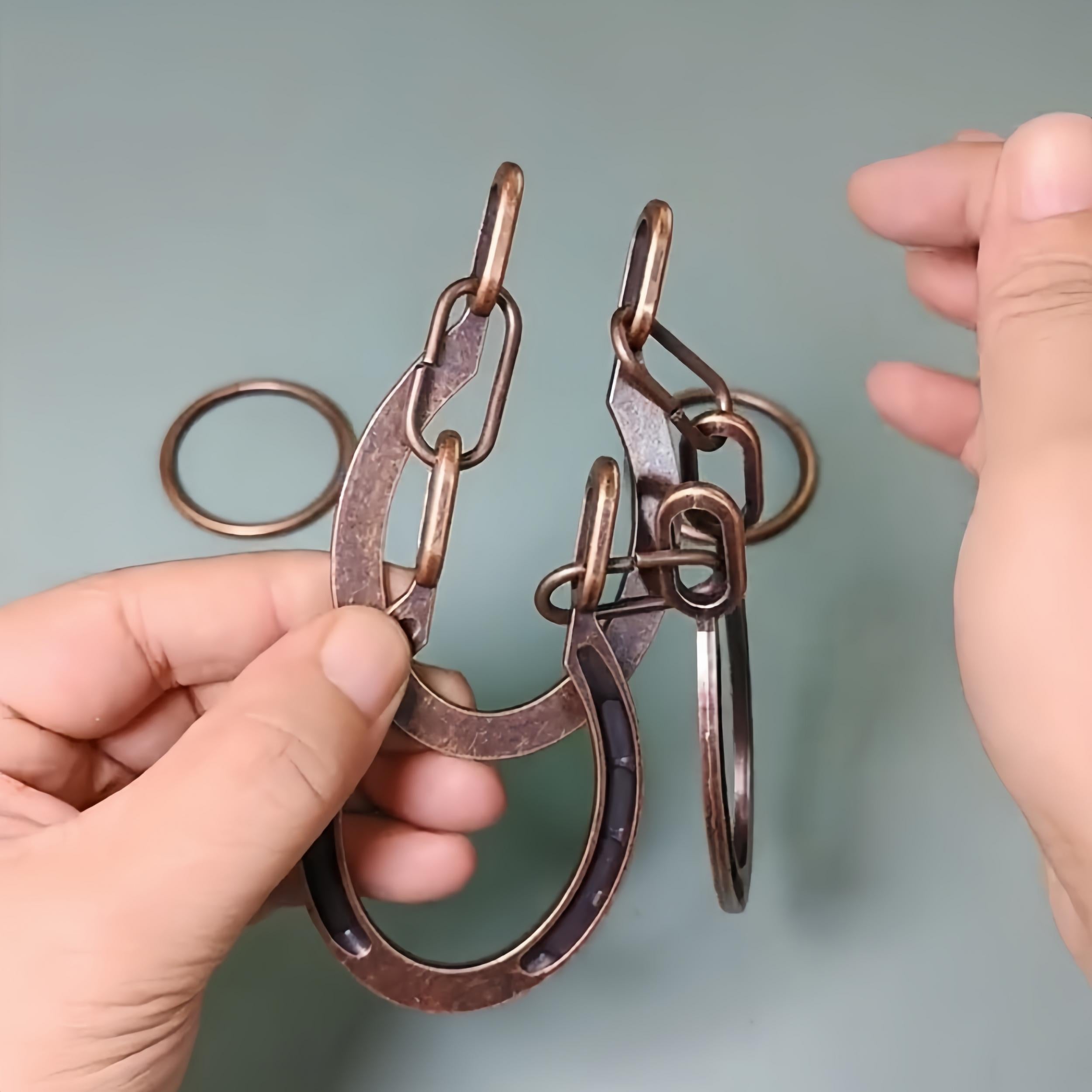 Interlocking Horseshoe Puzzle Classic Metal Brain Teaser Antique Copper Finish