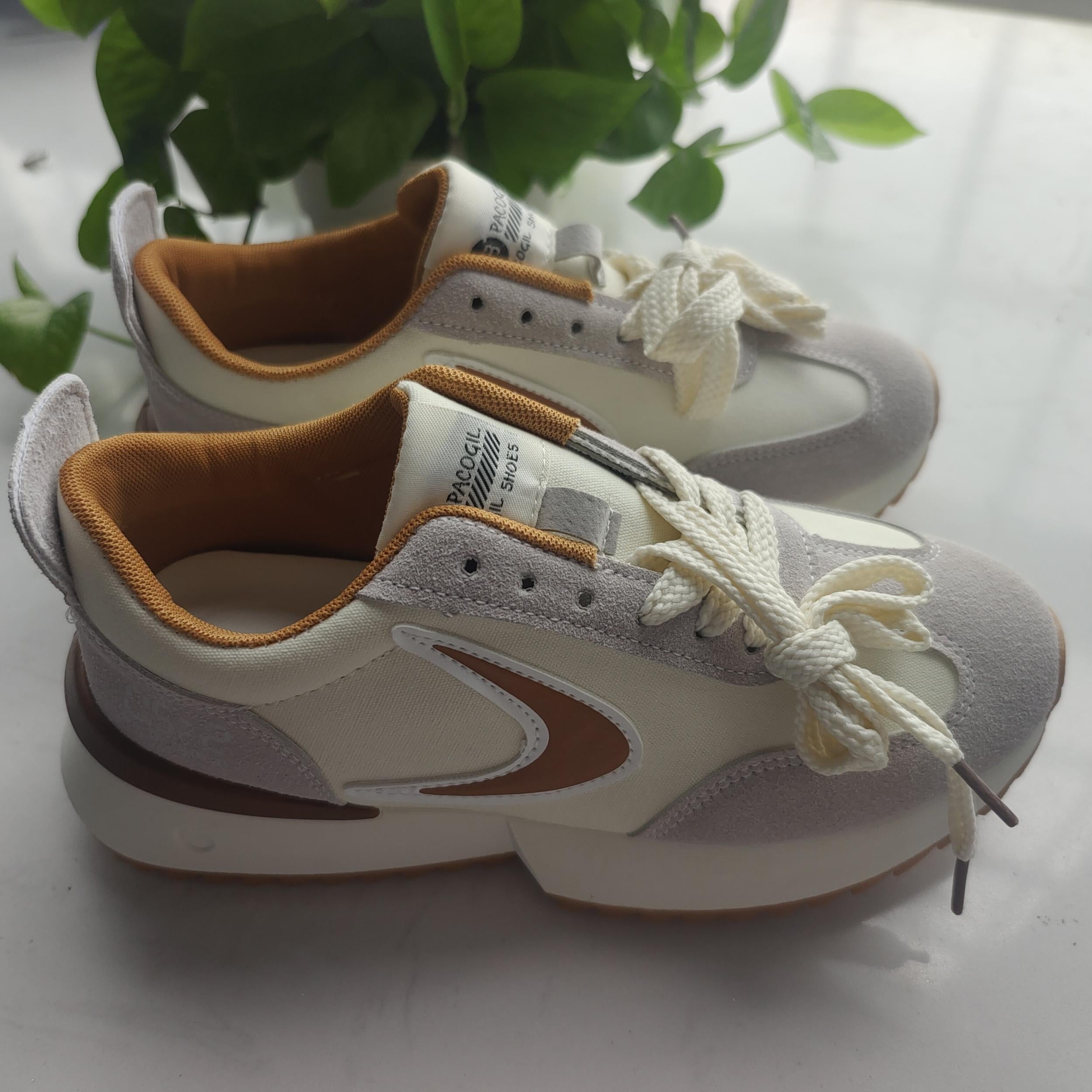Women's Thick Bottom Sport Shoes Lightweight Running Shoes