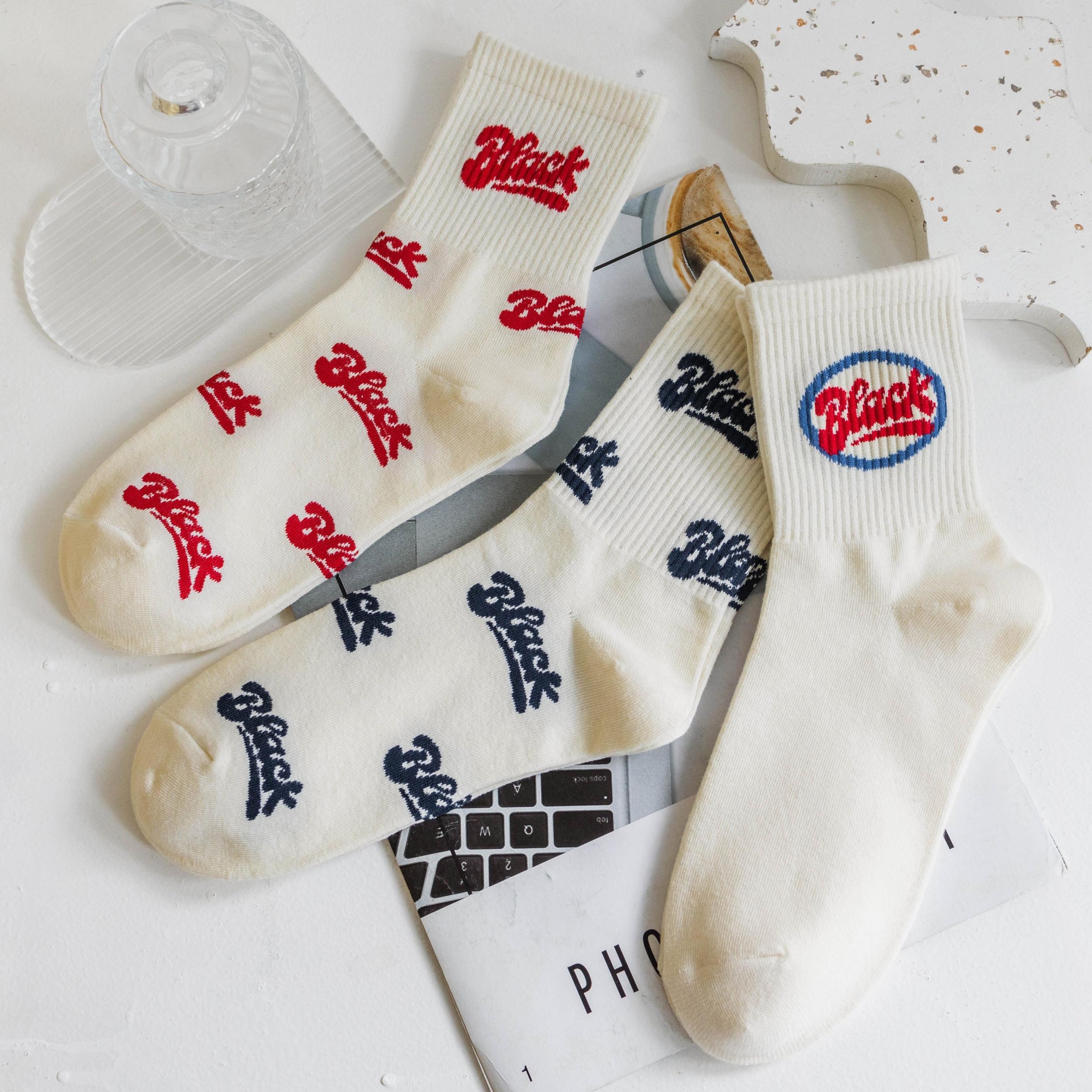 Letter Print Sports Socks Sweat absorbent And Breathable Mid calf Sports Socks