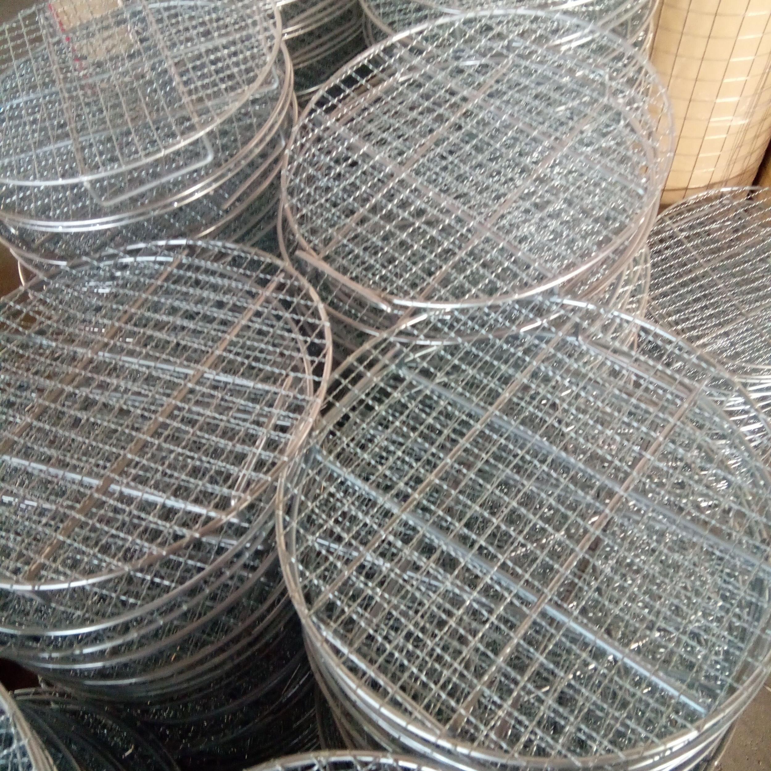 25 Round Wire Cooling Racks for Outdoor Picnic and Camping