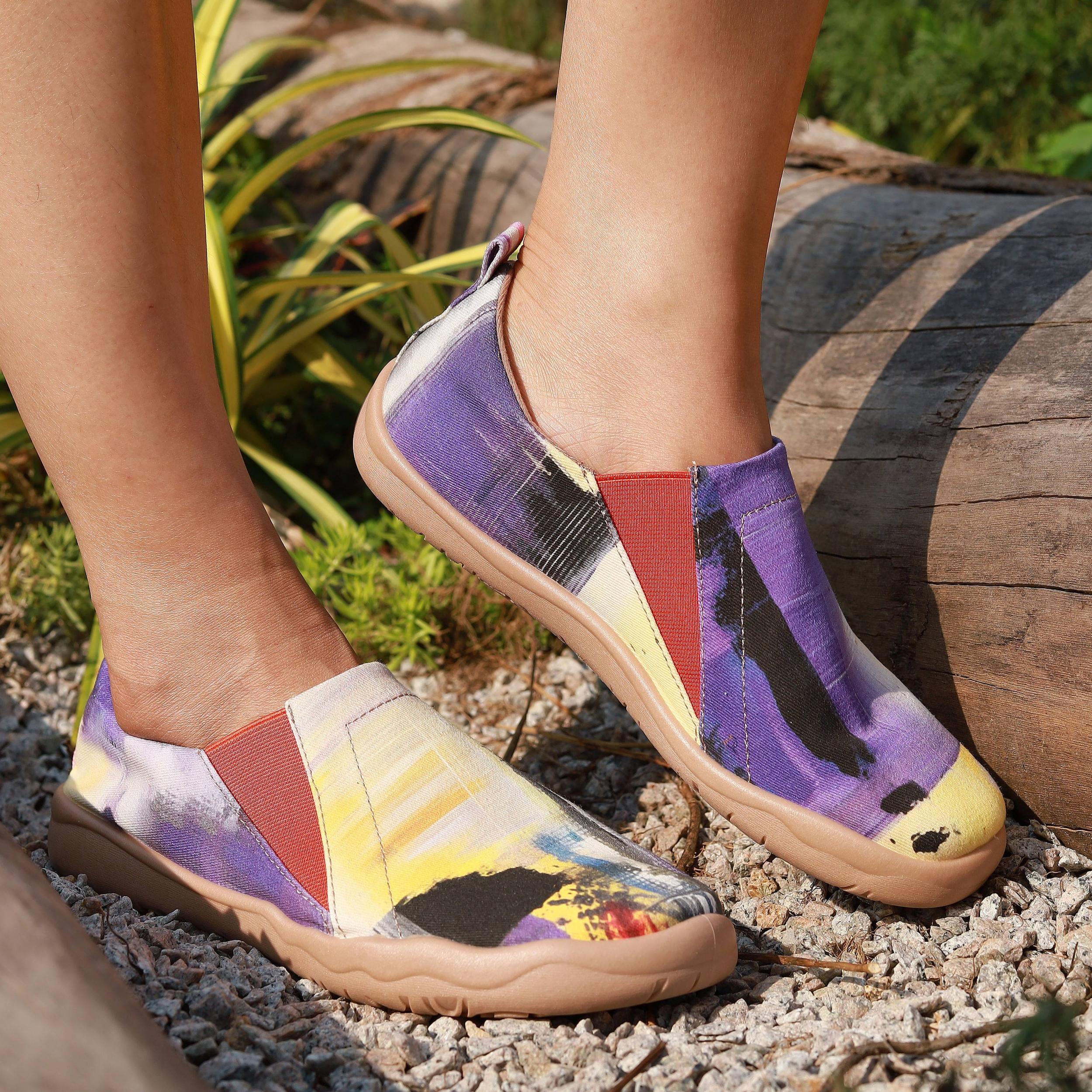 Women's Multicolor Printed Flat Slip On Canvas Shoes Casual Light Travel Shoes