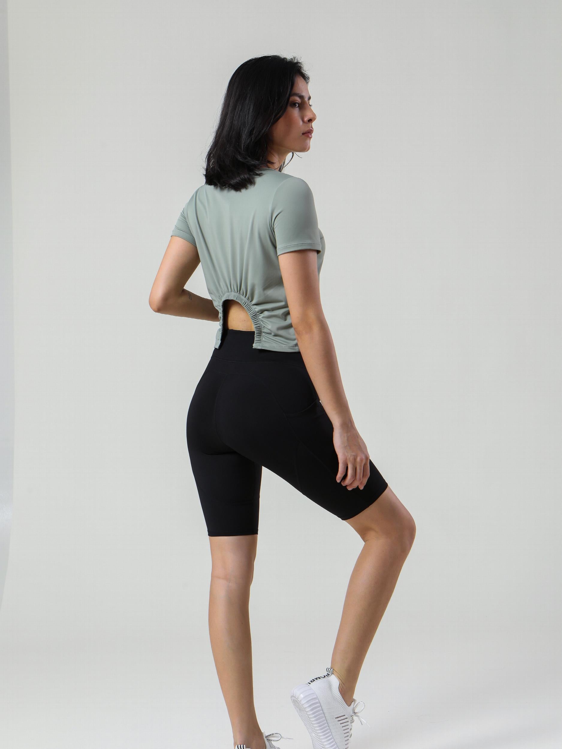 Short sleeved Loose Sports T shirt Breathable Running Sports Top