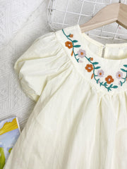 Girls Puff Sleeve Flowers Embroidery Blouse Top & Button Ruffles Shorts
