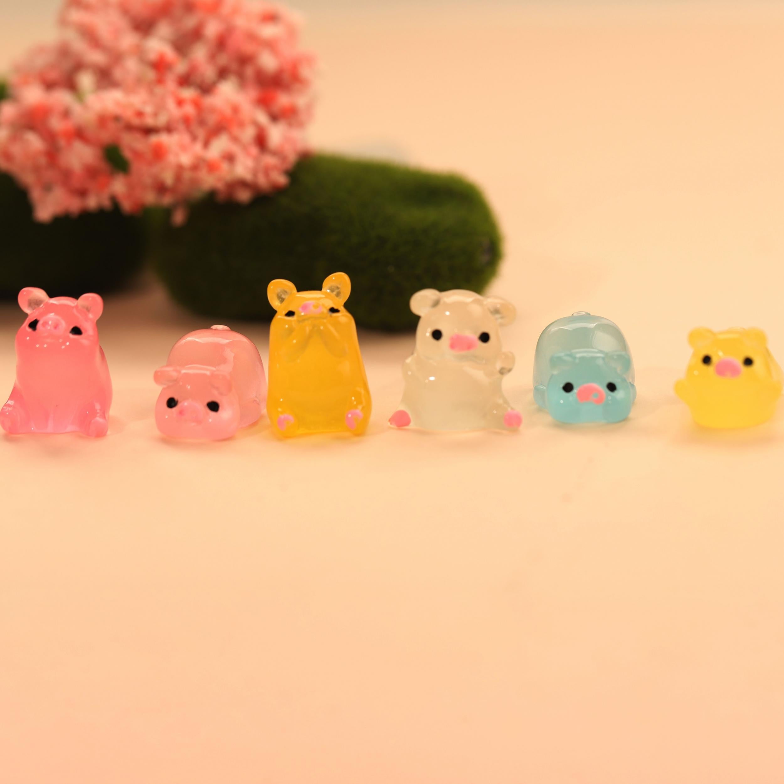 6pcs Luminous Resin Pig Ornament for Outdoor Indoor Courtyard
