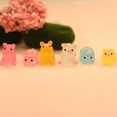 6pcs Luminous Resin Pig Ornament for Outdoor Indoor Courtyard